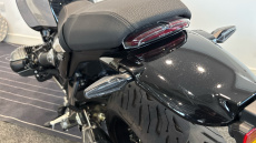 24MY BMW R12 Ninet